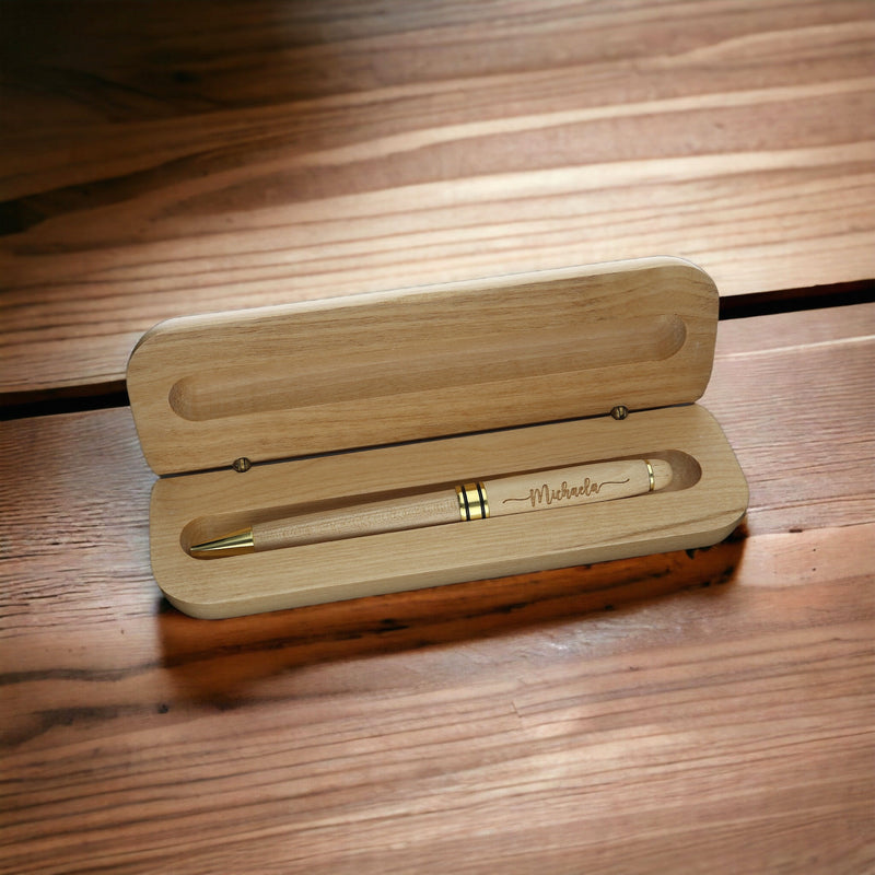 Personalisierter Holzkugelschreiber in Geschenk-Schachtel
