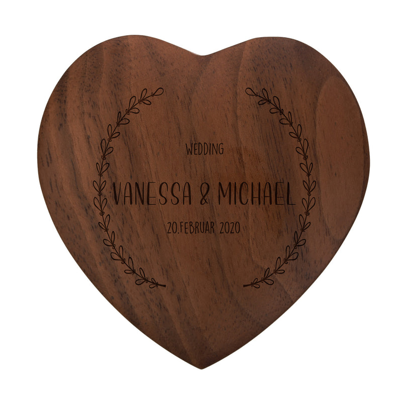 Ringkissen als Herz aus Holz mit Gravur zur Hochzeit Motiv 02 dunkel