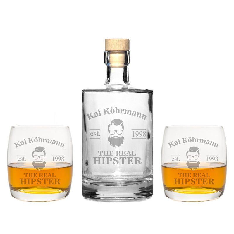 2 Edle Whiskeygläser mit Whiskeykaraffe und Gravur "Hipster"