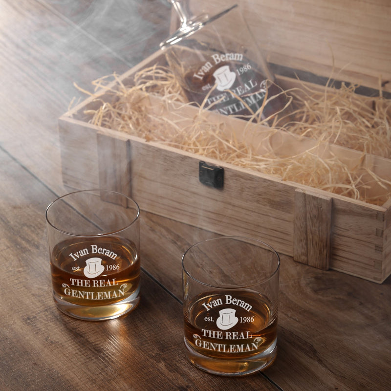 Whiskeybox mit 2 Leonardo Gläsern und Karaffe "Gentleman"
